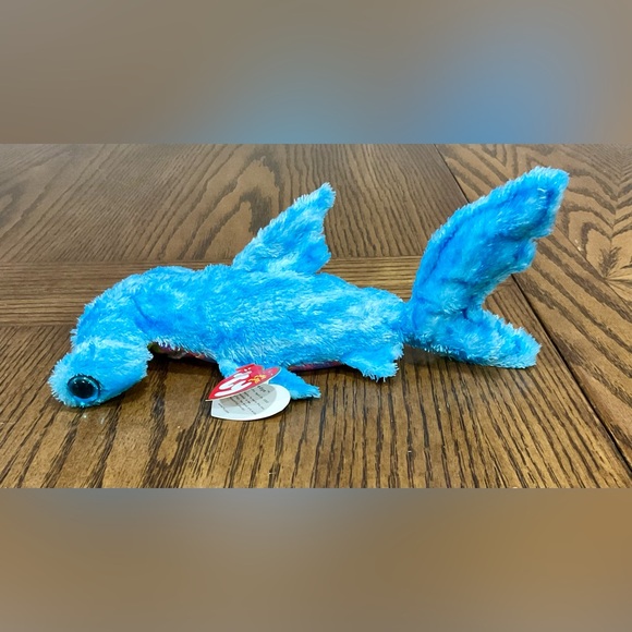 Ty Sledge the shark beanie baby from 2002 - Picture 4 of 11